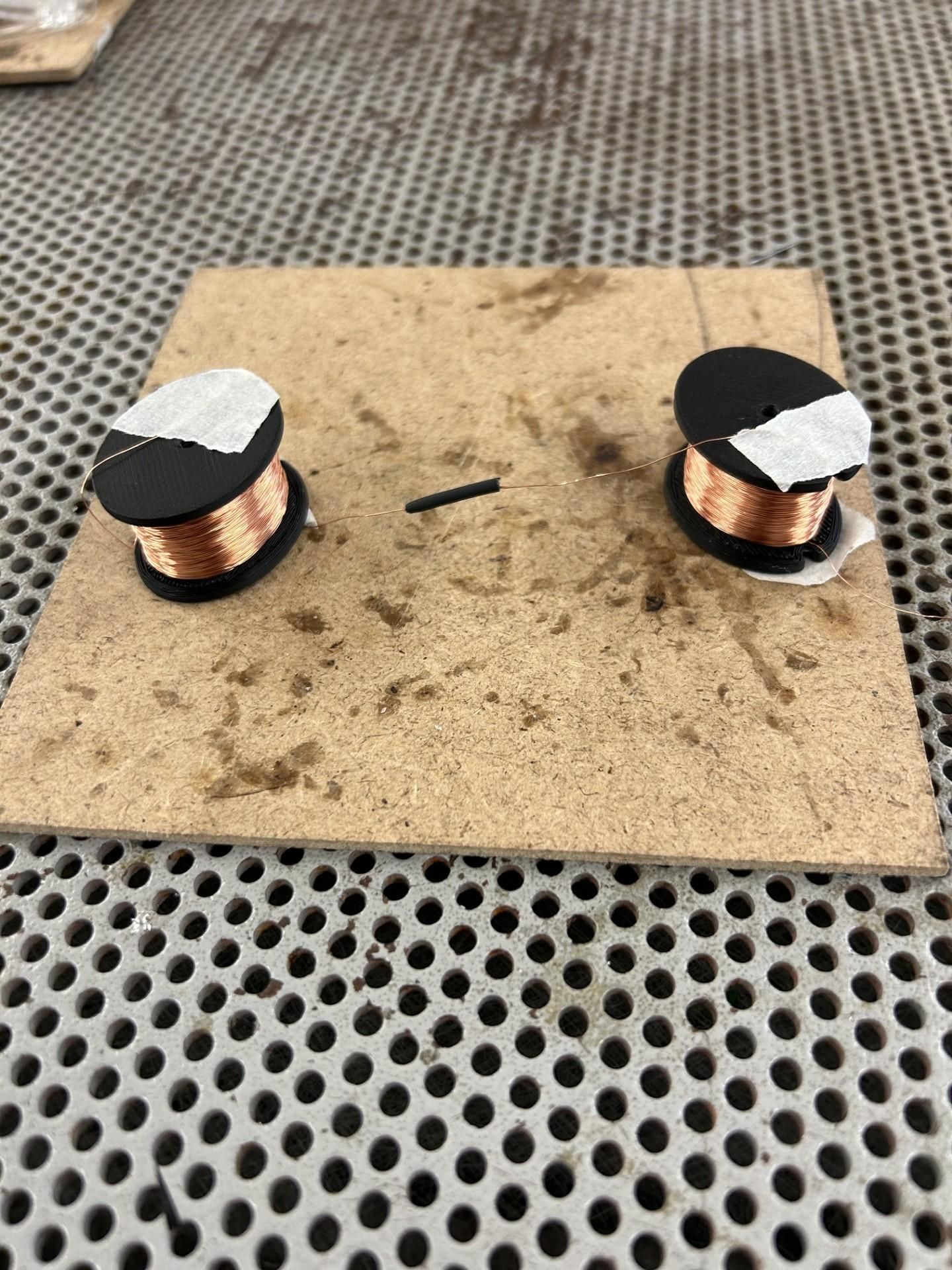 Turbine_Instructable_Alternator6.jpg