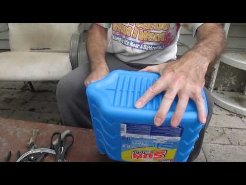 Upcycle - Detergent bottle to oil change system