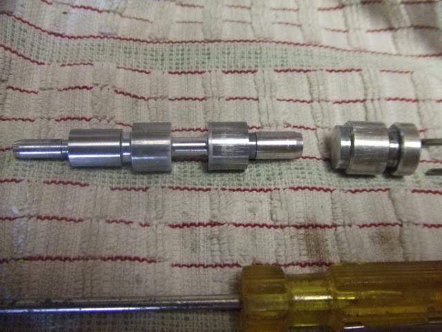 VB12AccValve2.jpg