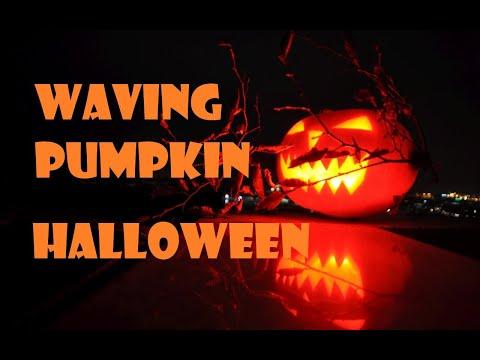 Waving Pumpkin Halloween Robot