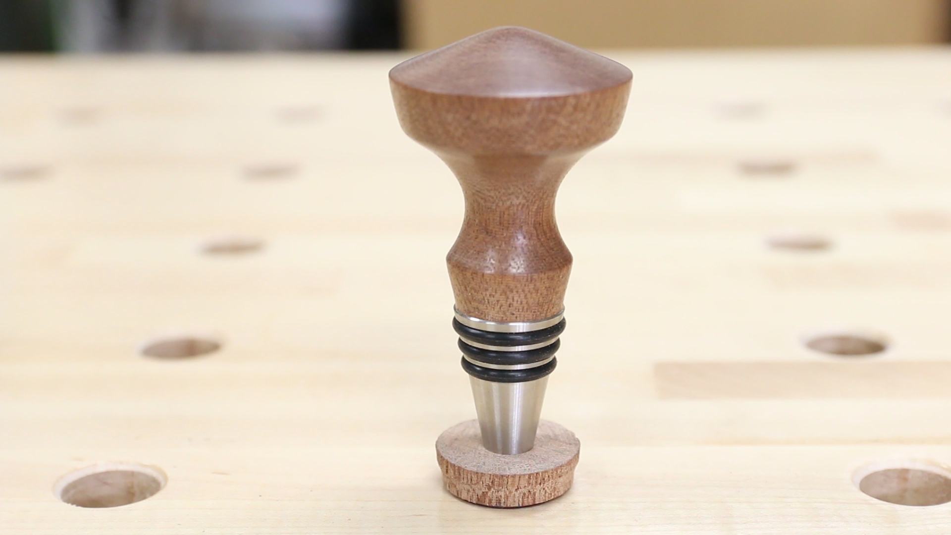 Wine stopper.Still025.jpg