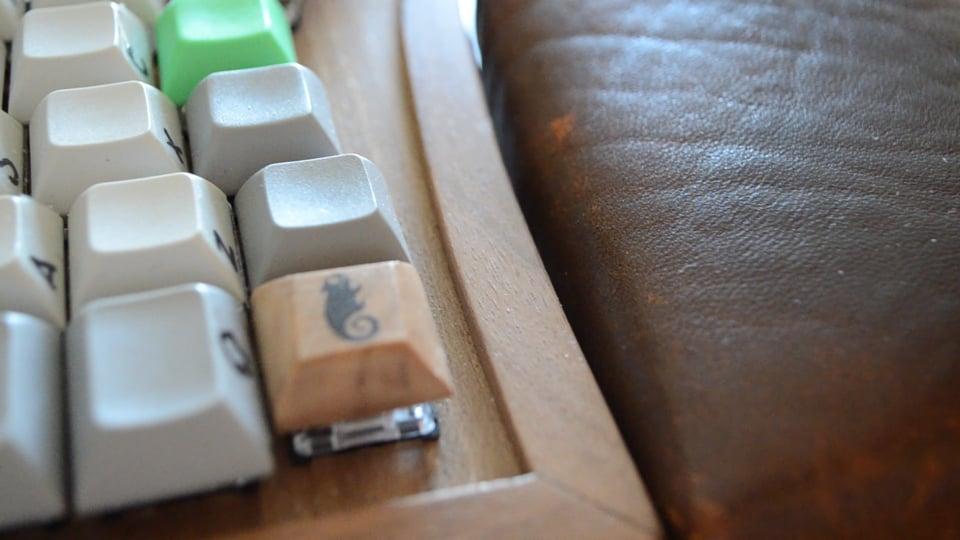 Wood keycap test