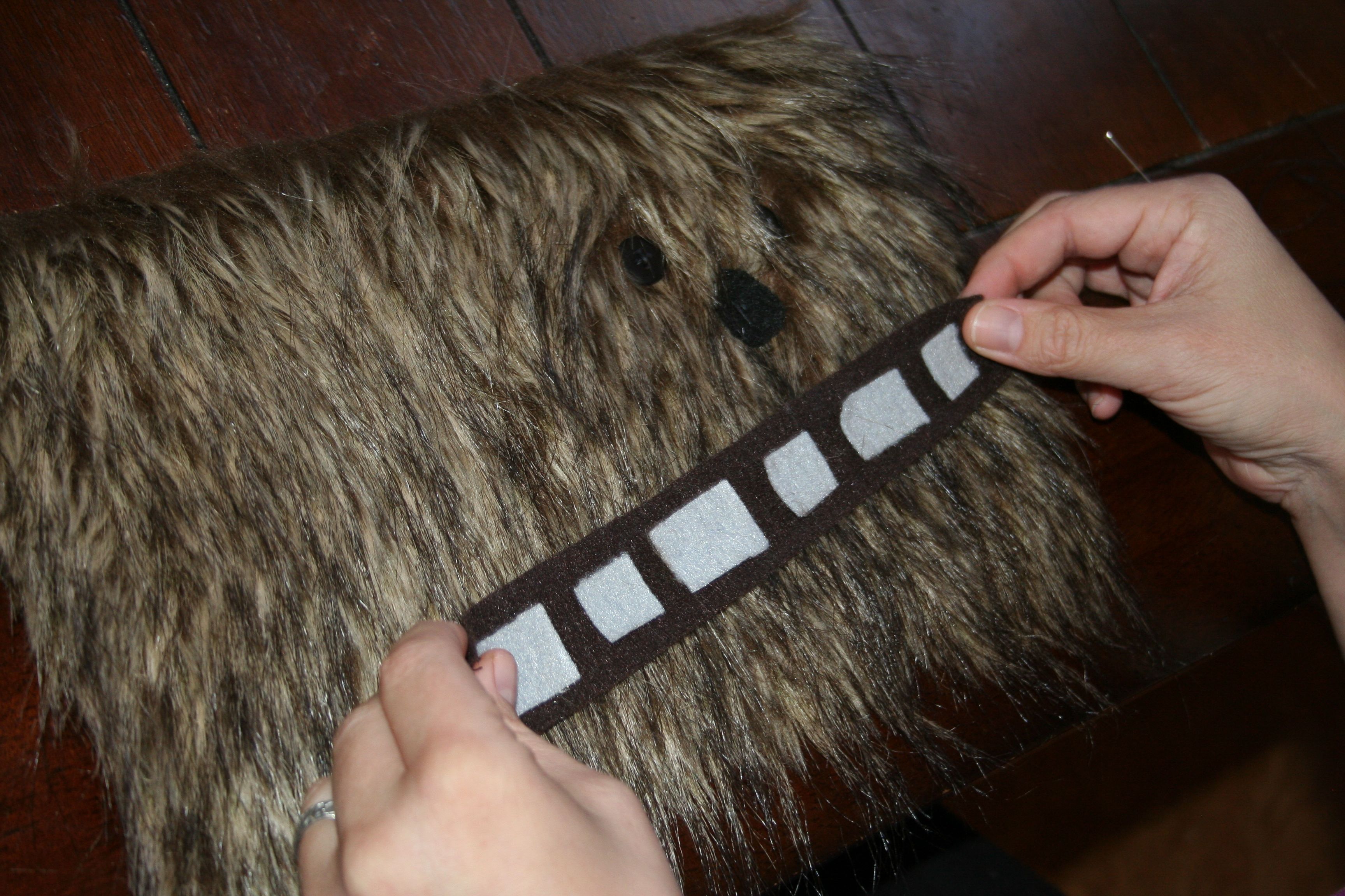 WookieeCushion_07.jpg