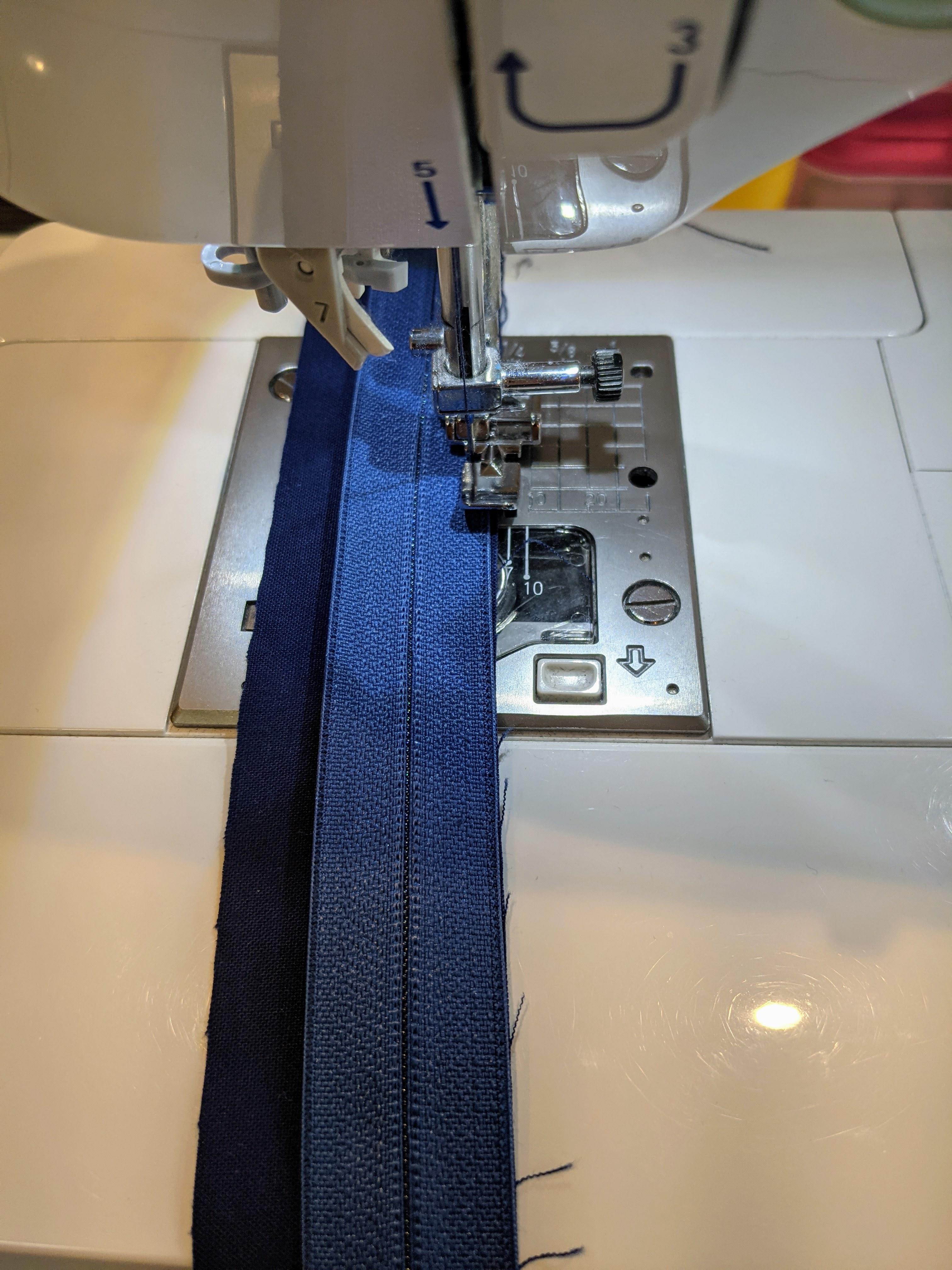 Zipper assembly 2.jpg