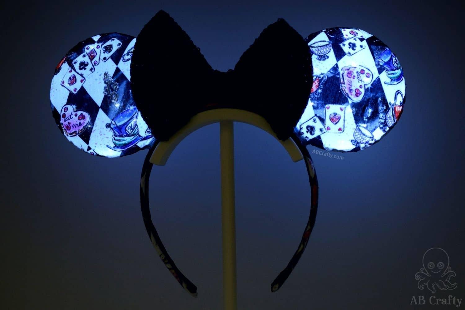 abcrafty_alice-in-wonderland-disney-ears_11.jpg