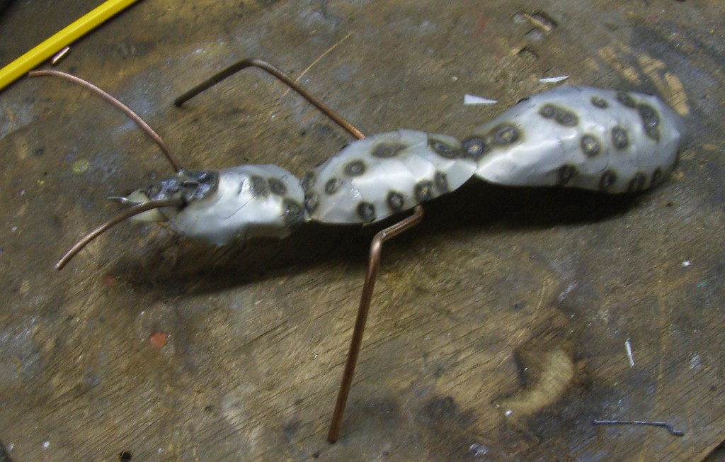 ant_prototype_two_legs_done.jpg