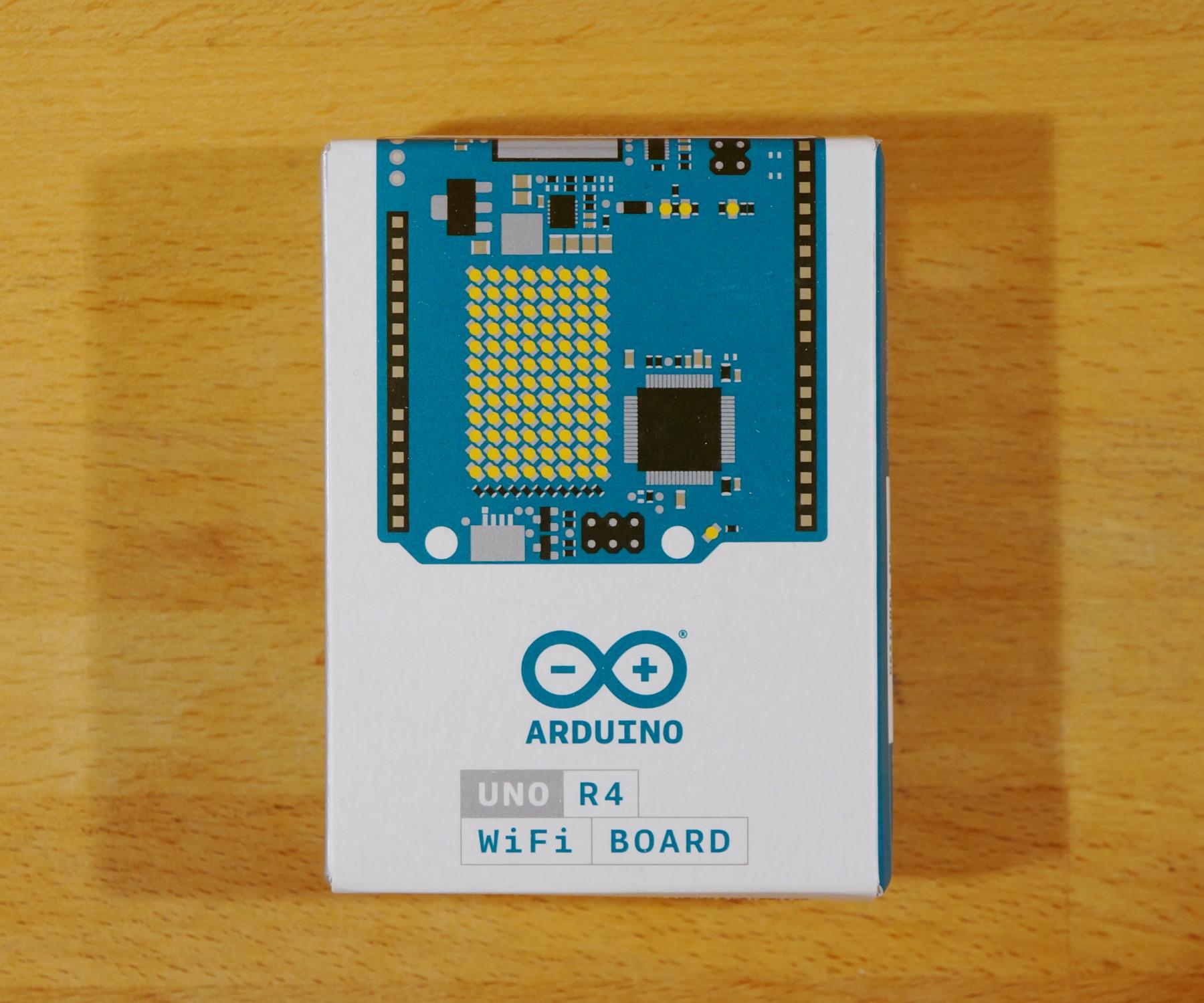 arduino-uno-r4-wifi-box-1.JPG