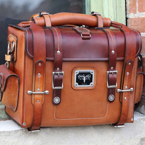 bbe55a2d6ff8ed487dcbac00a17acd6d--motorcycle-saddlebags-leather-briefcase.jpg