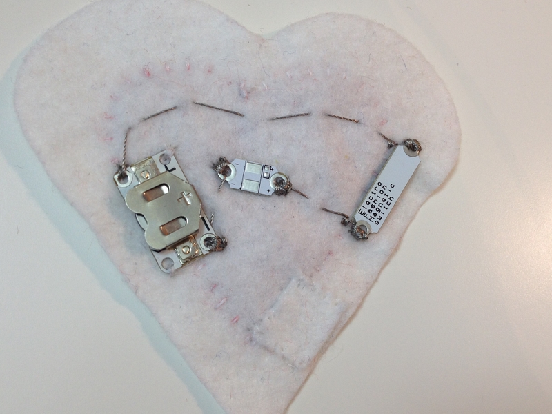 be my valentine magnetic hearts 800 16.jpg