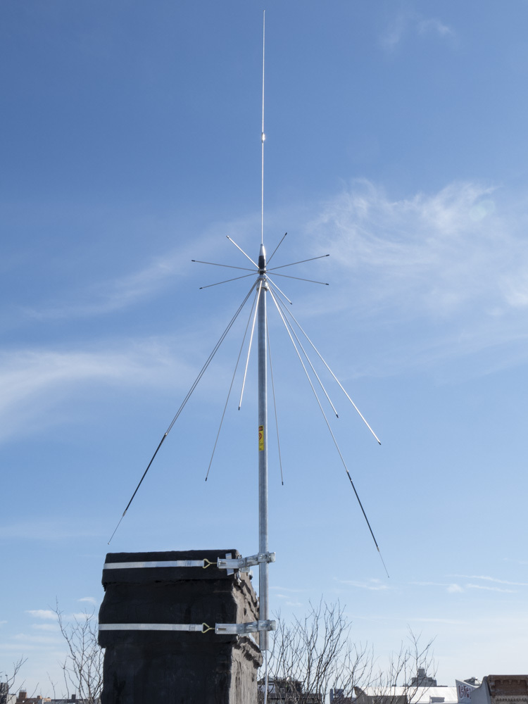 becky-stern-ham-radio-roof-antenna-optimized-05.jpg