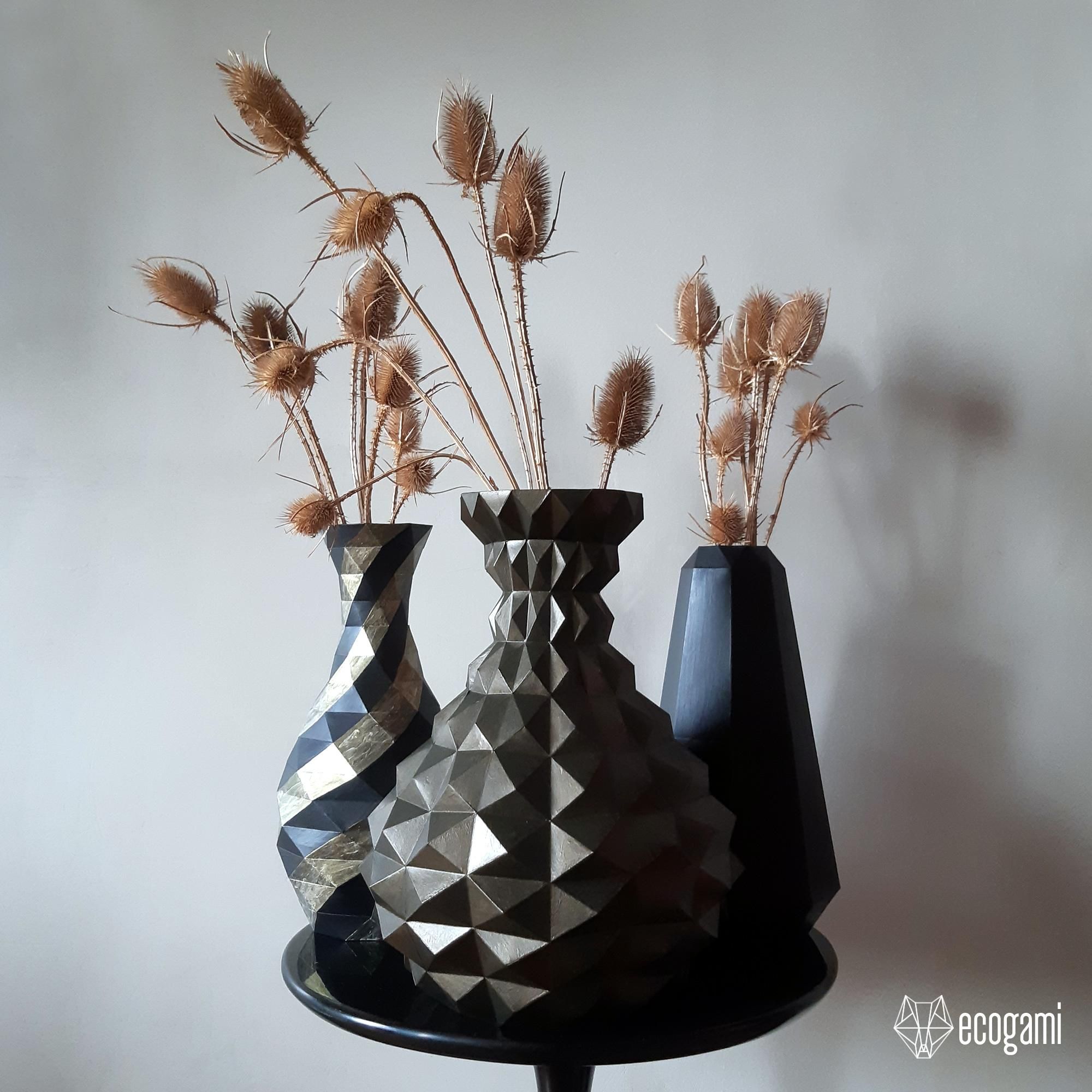 black-gold-paper-vases.jpg