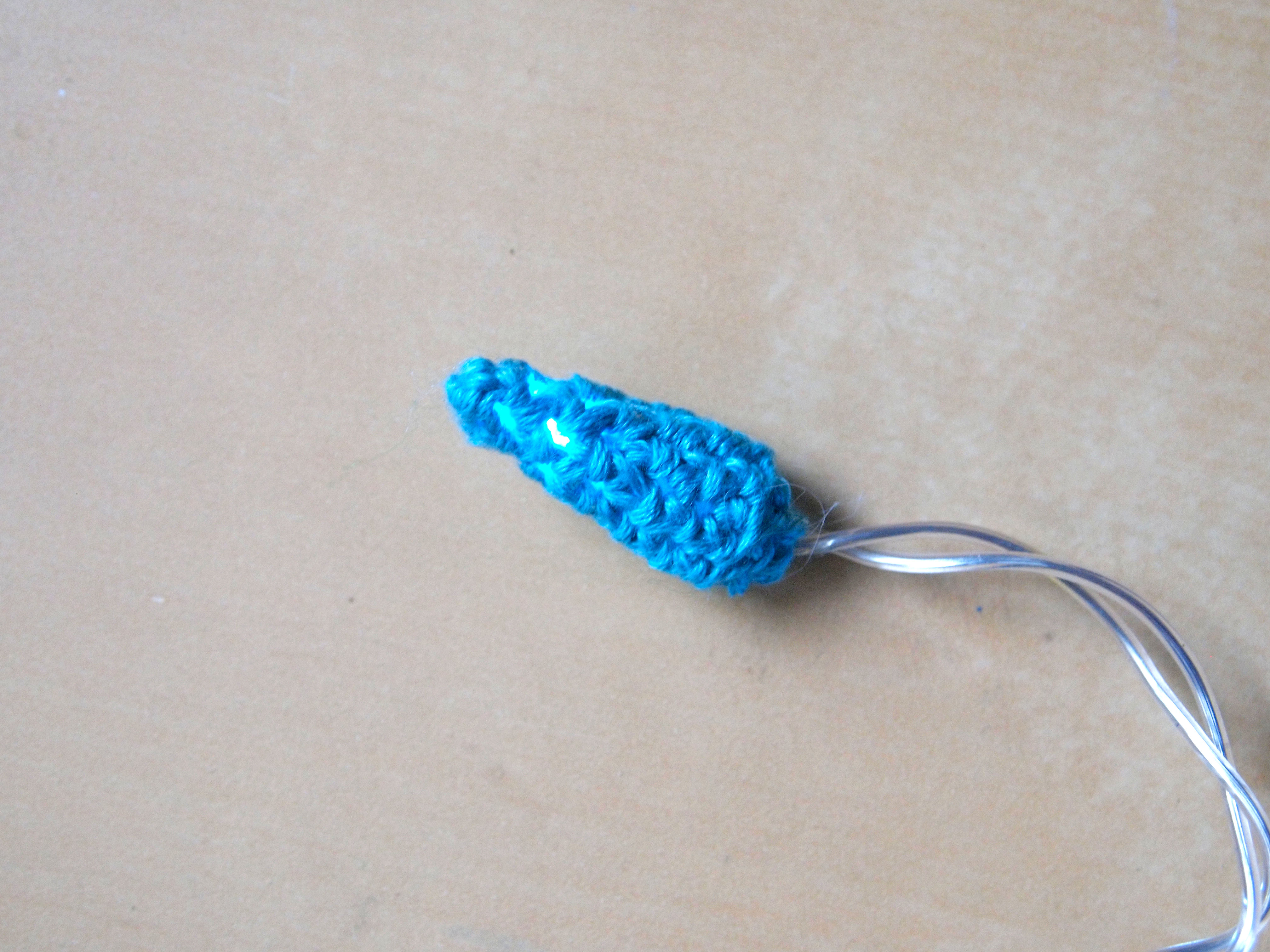 blue bulb.JPG