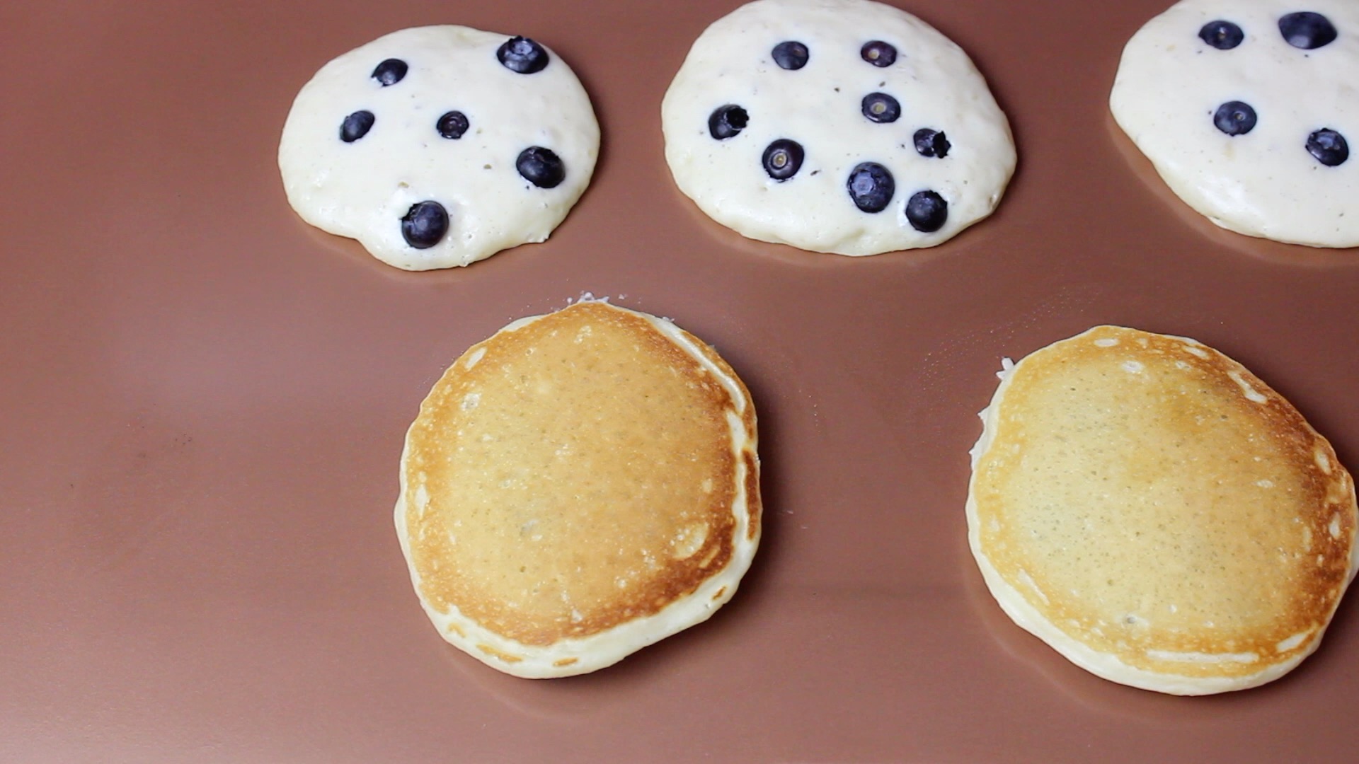 blueberry pancakes 6.jpg