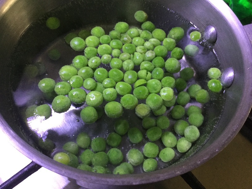 boiling peas in water.jpg