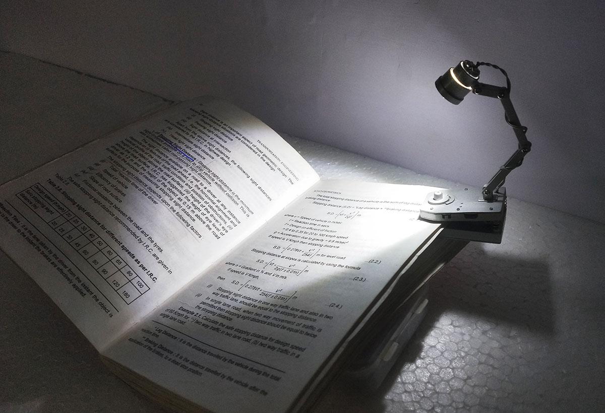 book-light-9.jpg