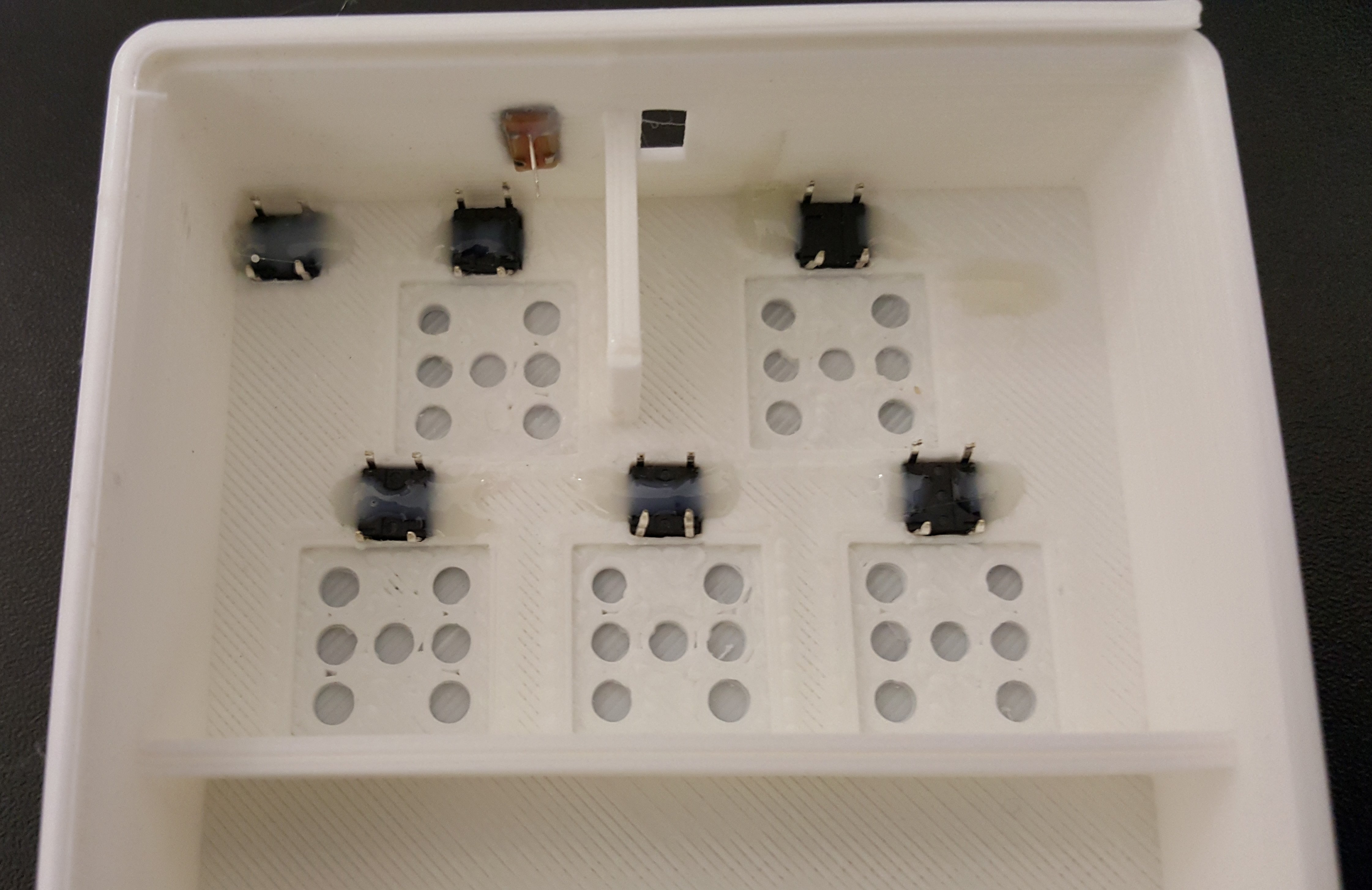 box2.jpg