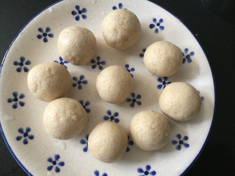 bread dough balls.jpg