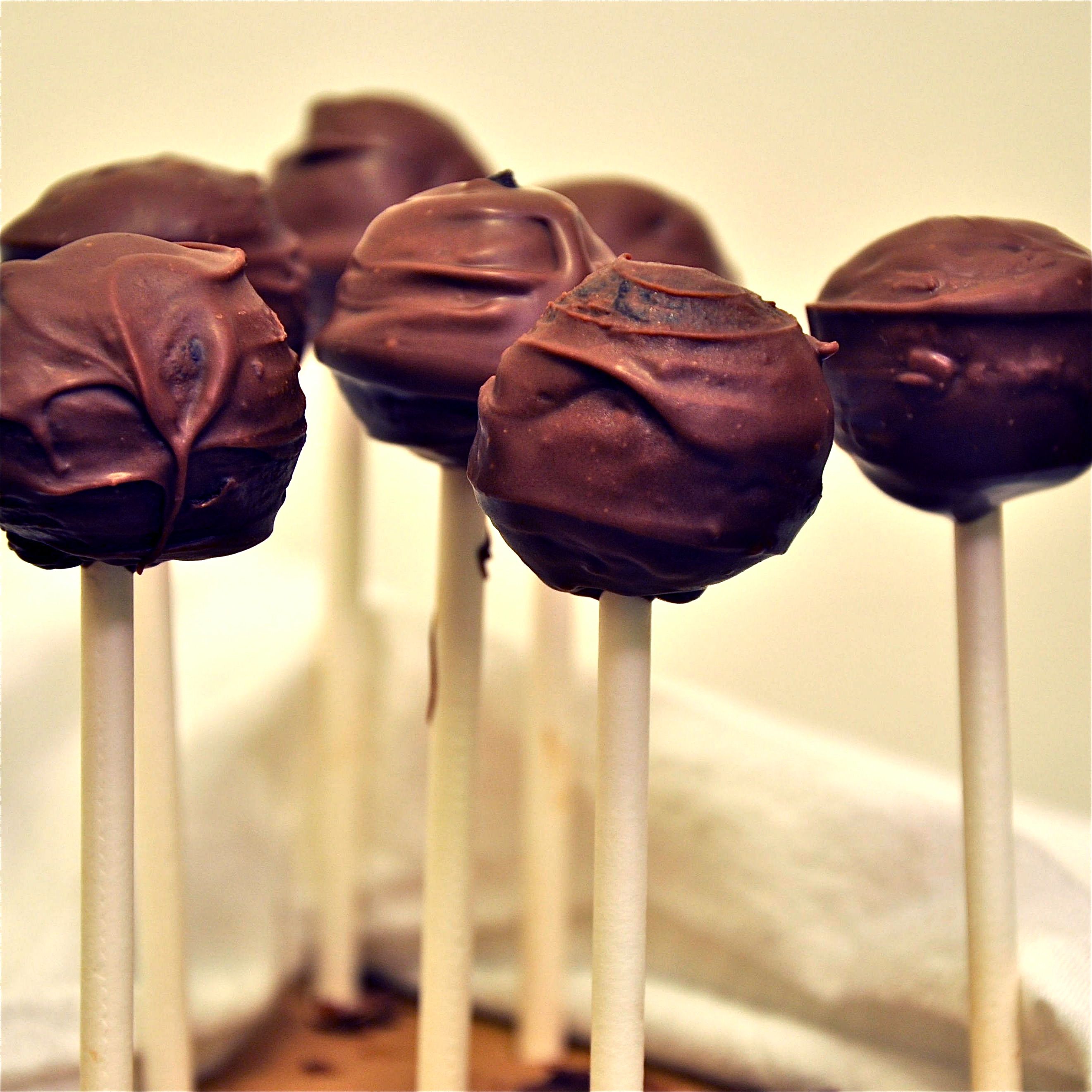 brownie pops.jpg