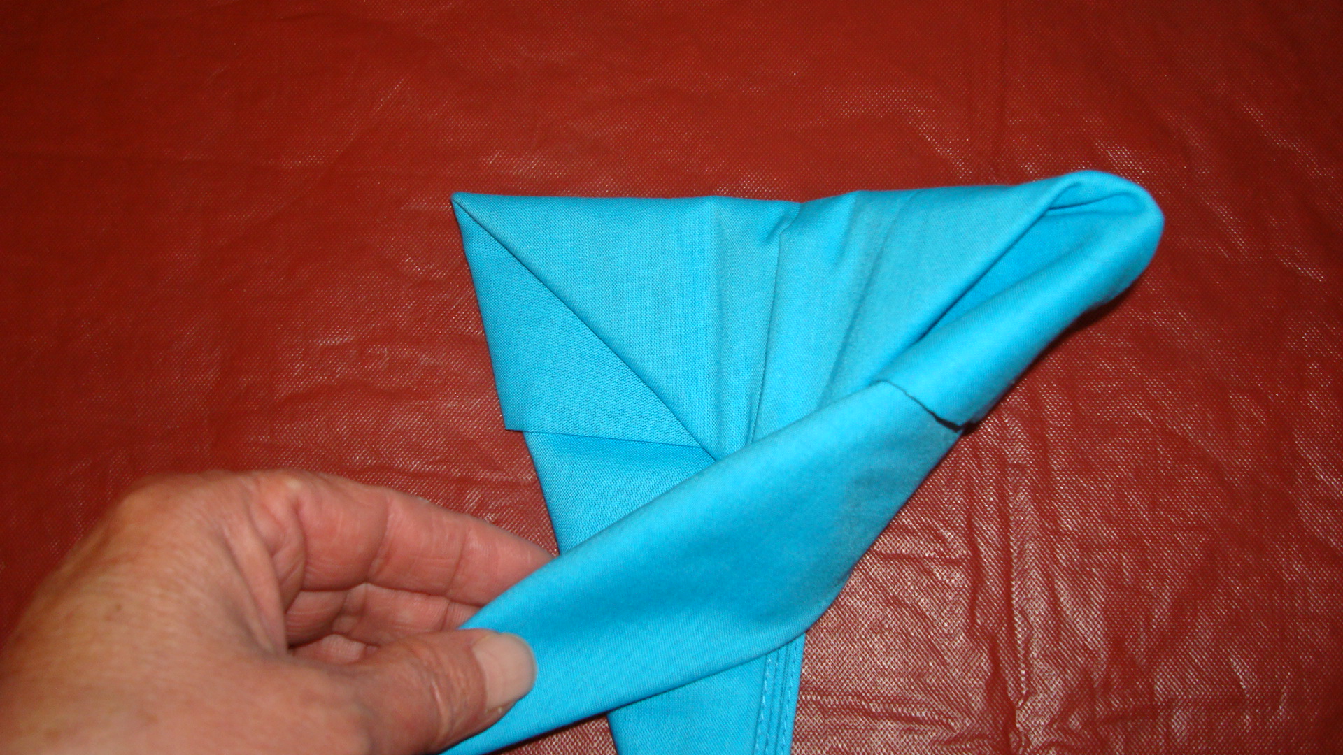 bunny napkin instructables 042.jpg