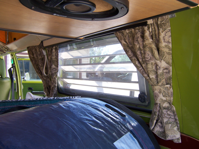 bus curtains (4).bmp