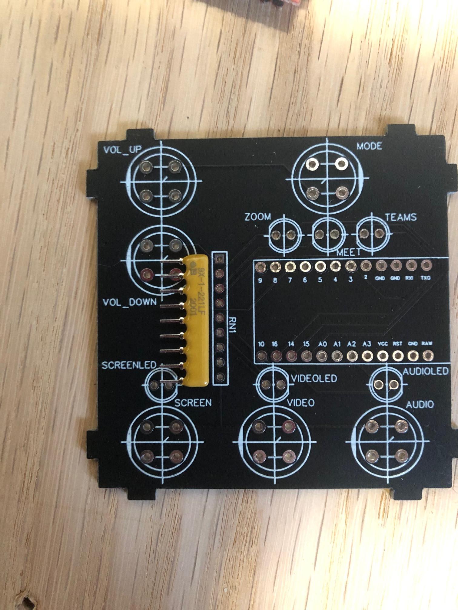 bussed resistor.jpg