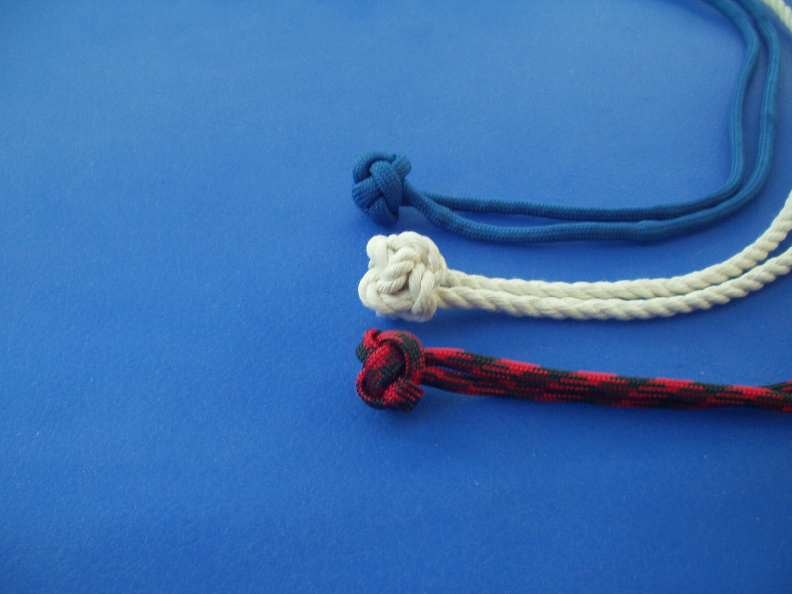 button knot 002.JPG