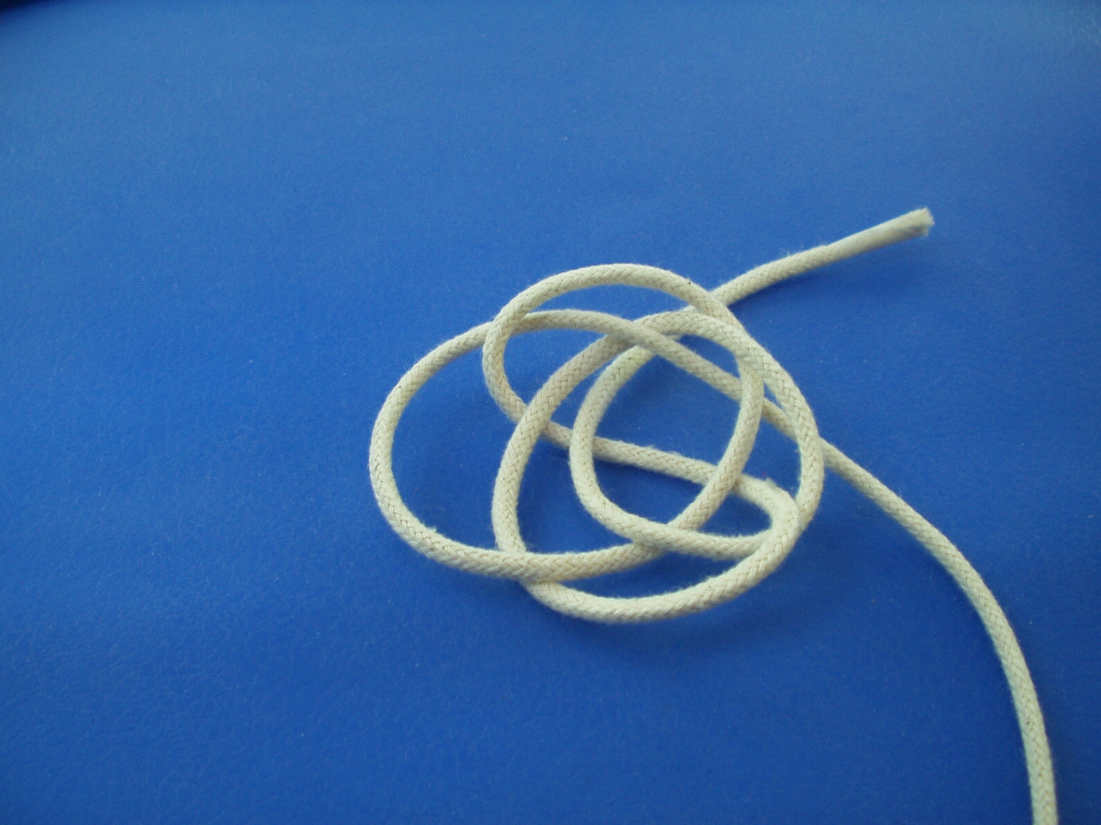 button knot 011.JPG