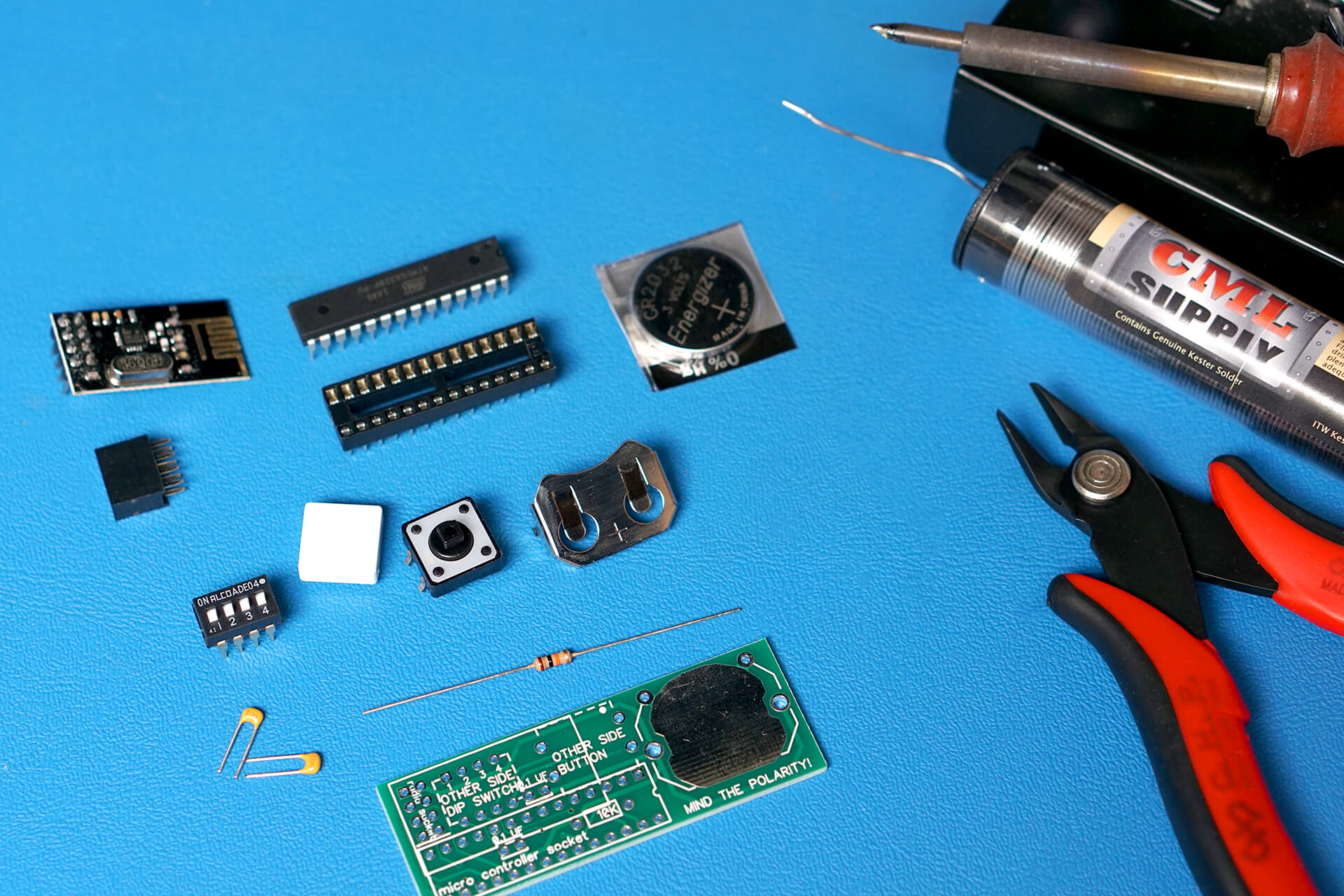 button_electronics_01-parts.jpg