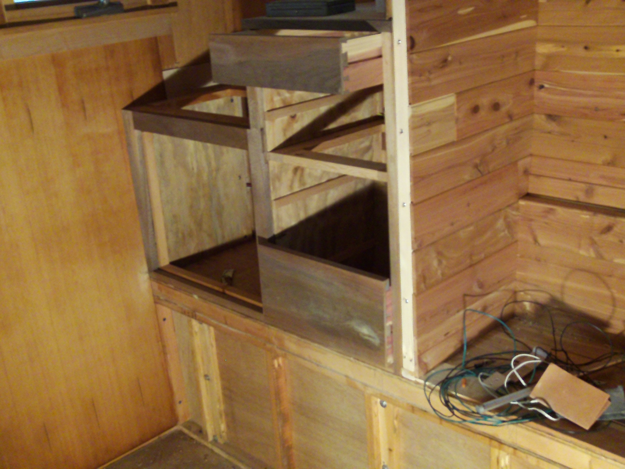 cabinet-03.JPG