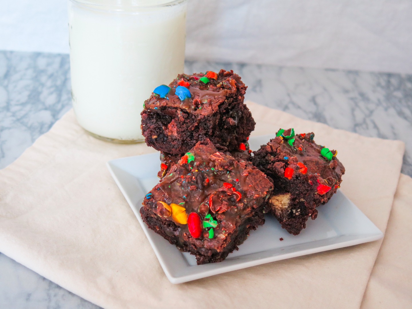 candy bar brownies-14.jpg