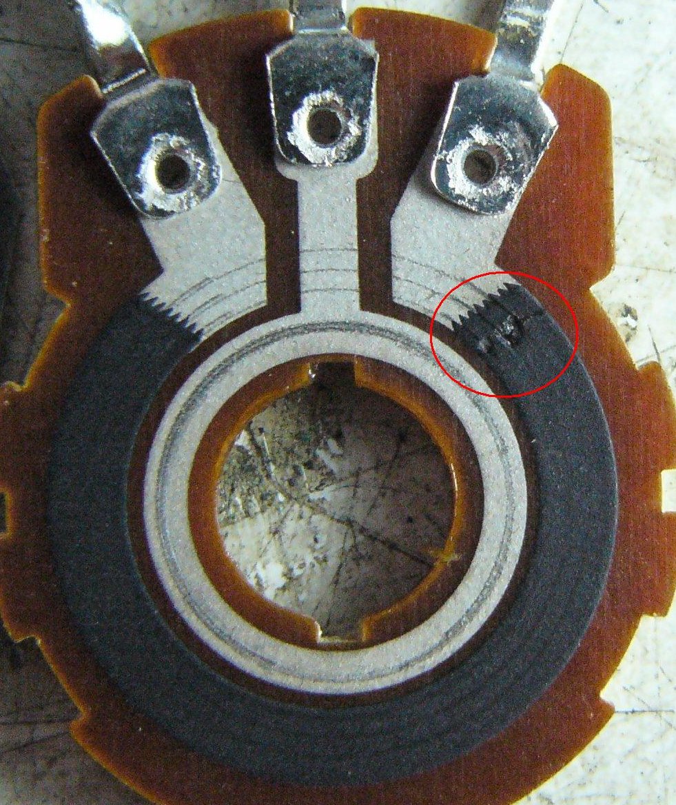 carbon pot closeup.JPG