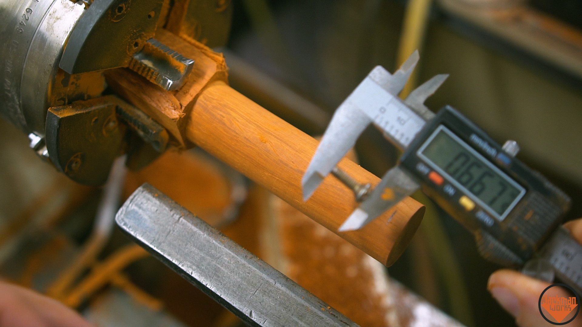 carving a giant diresta utility knife from wood 26.jpg