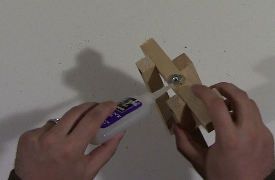 cellphone tripod mount- assemble glue.png