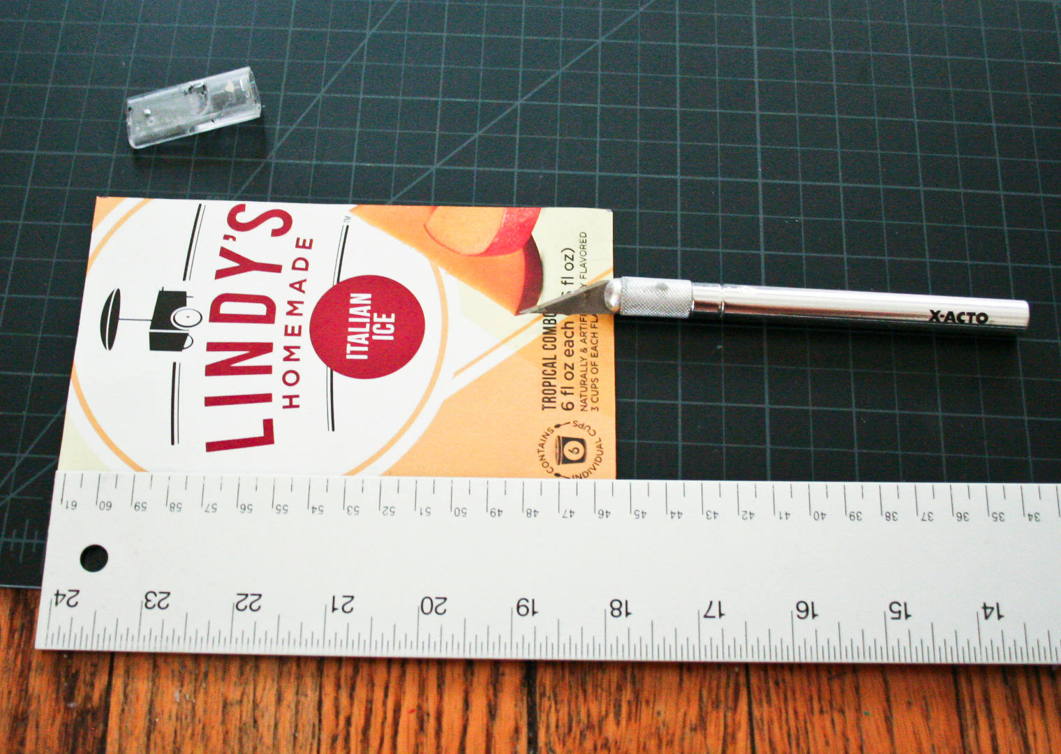 cereal box notepads cutting.jpg