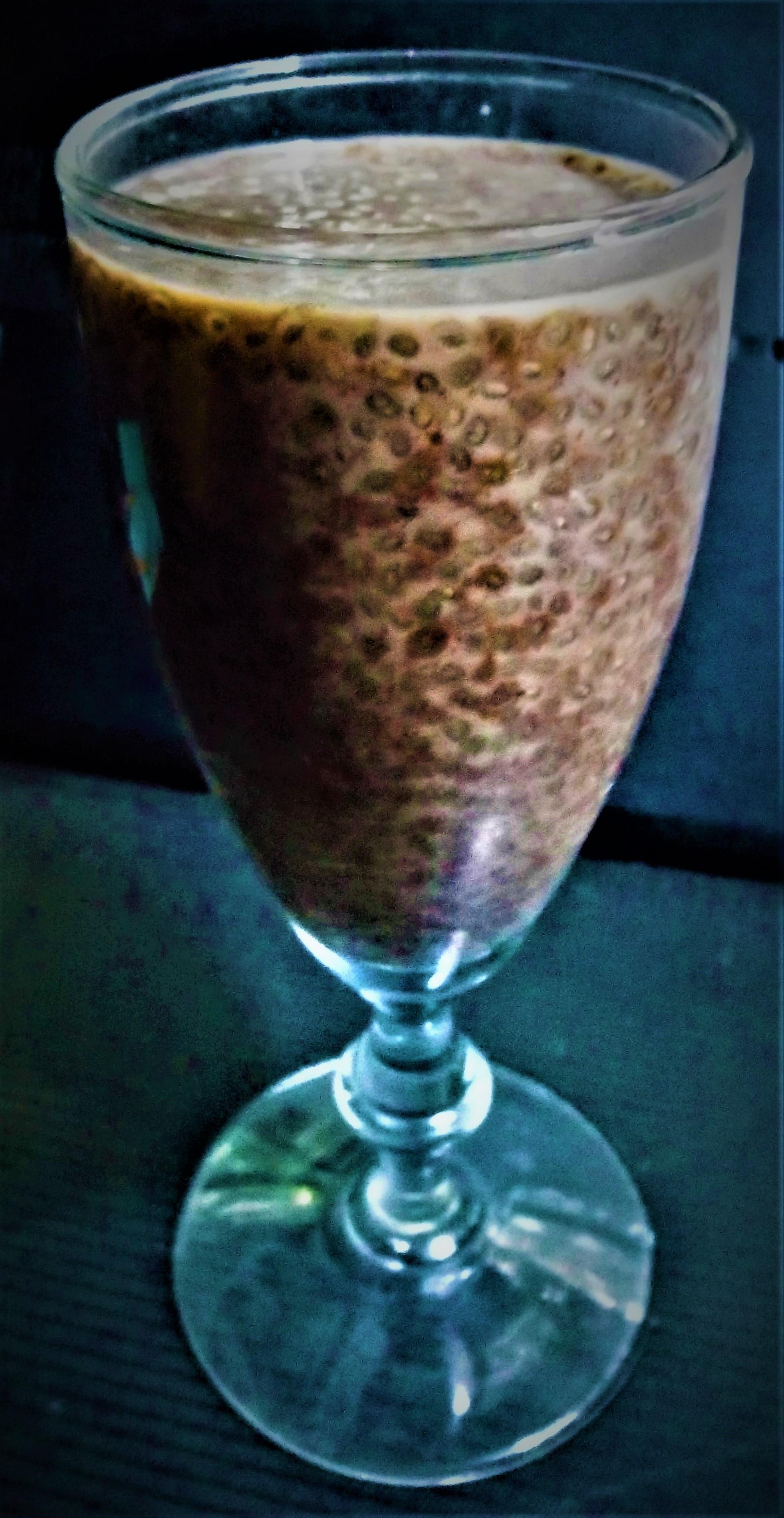 chia chocolate  pudding almond milk and stevia.jpg