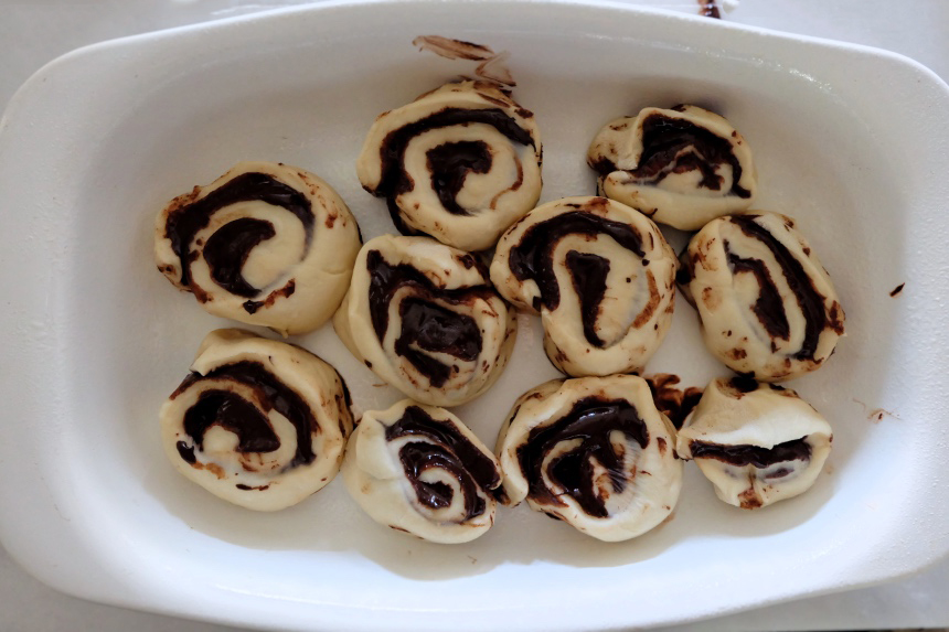 chocolate sweet rolls in pan.jpg