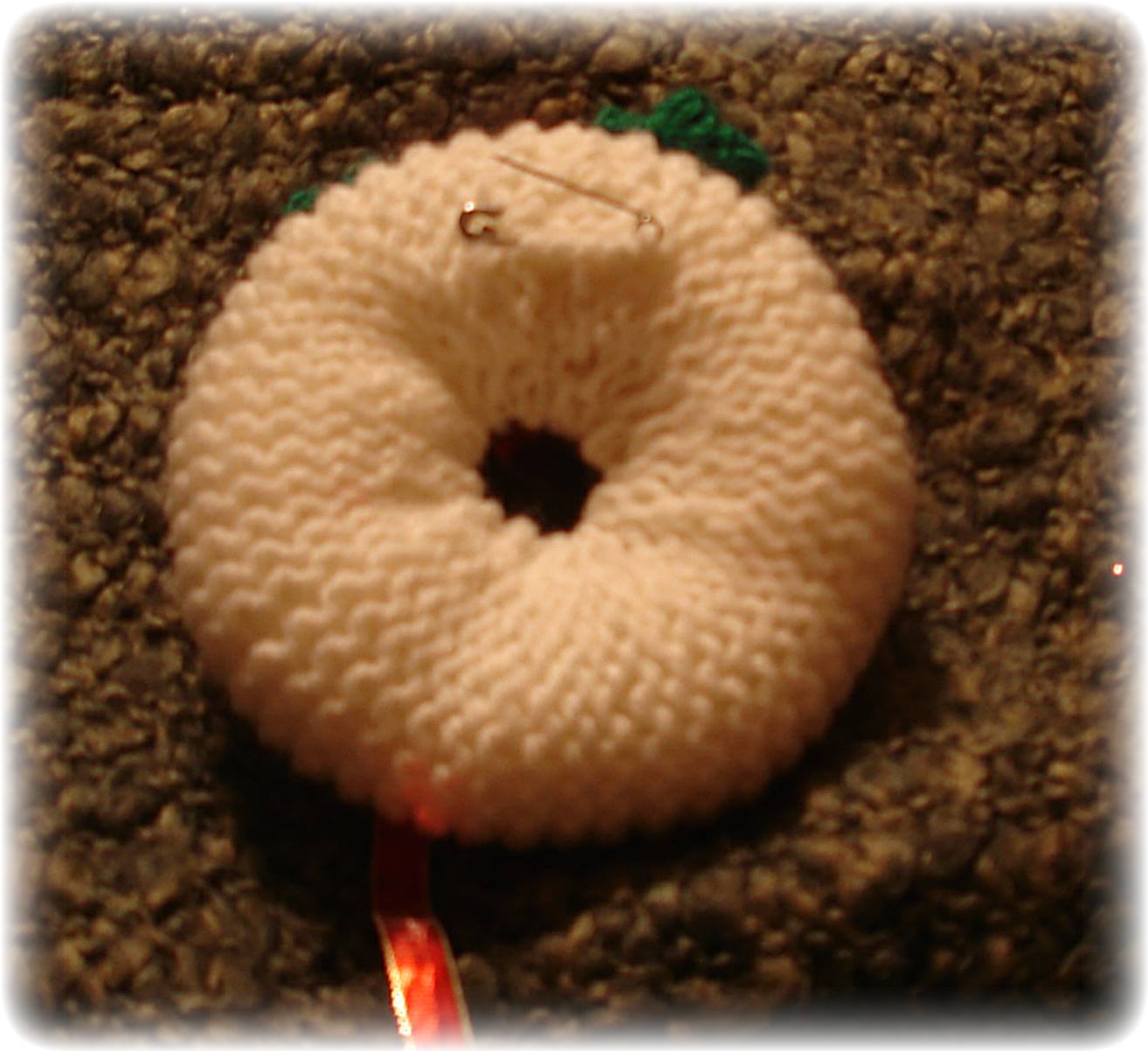 christmas pin 024.jpg