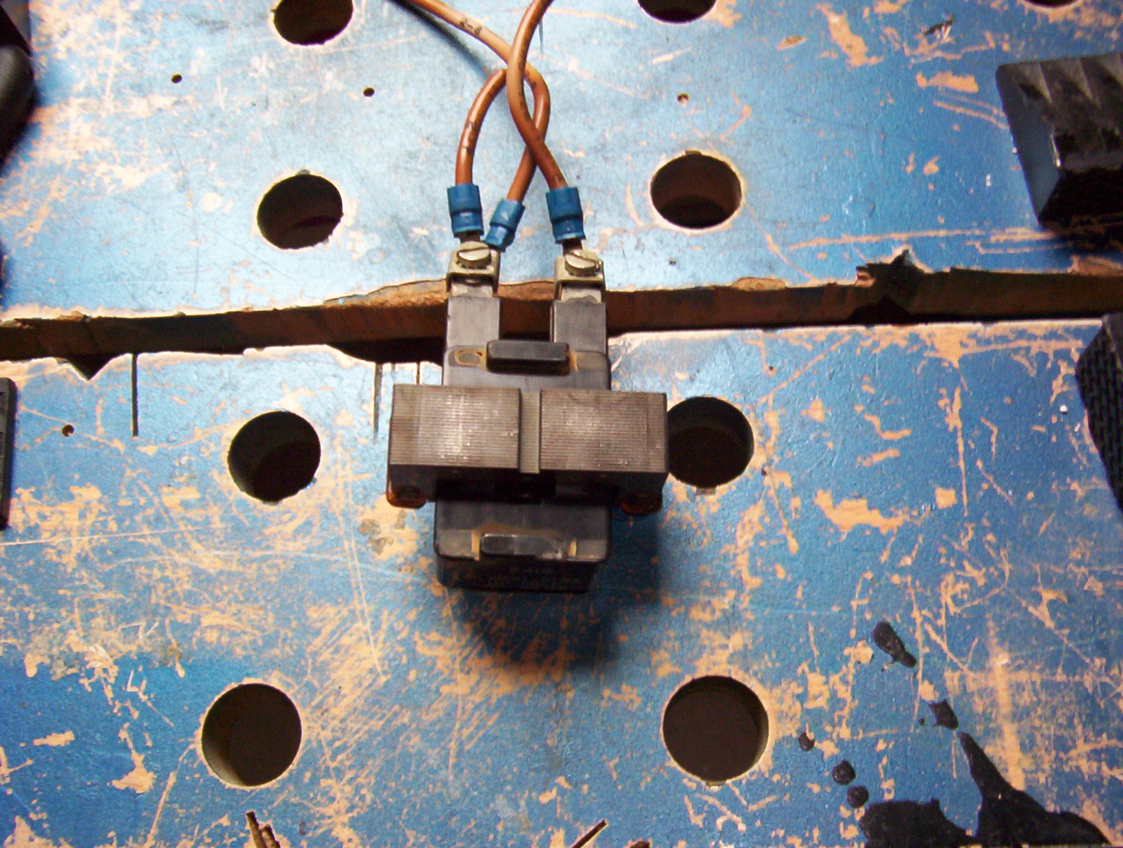 circuit breaker coil 2.JPG