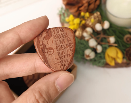 clean-the-laser-engraved-guitar-picks.png