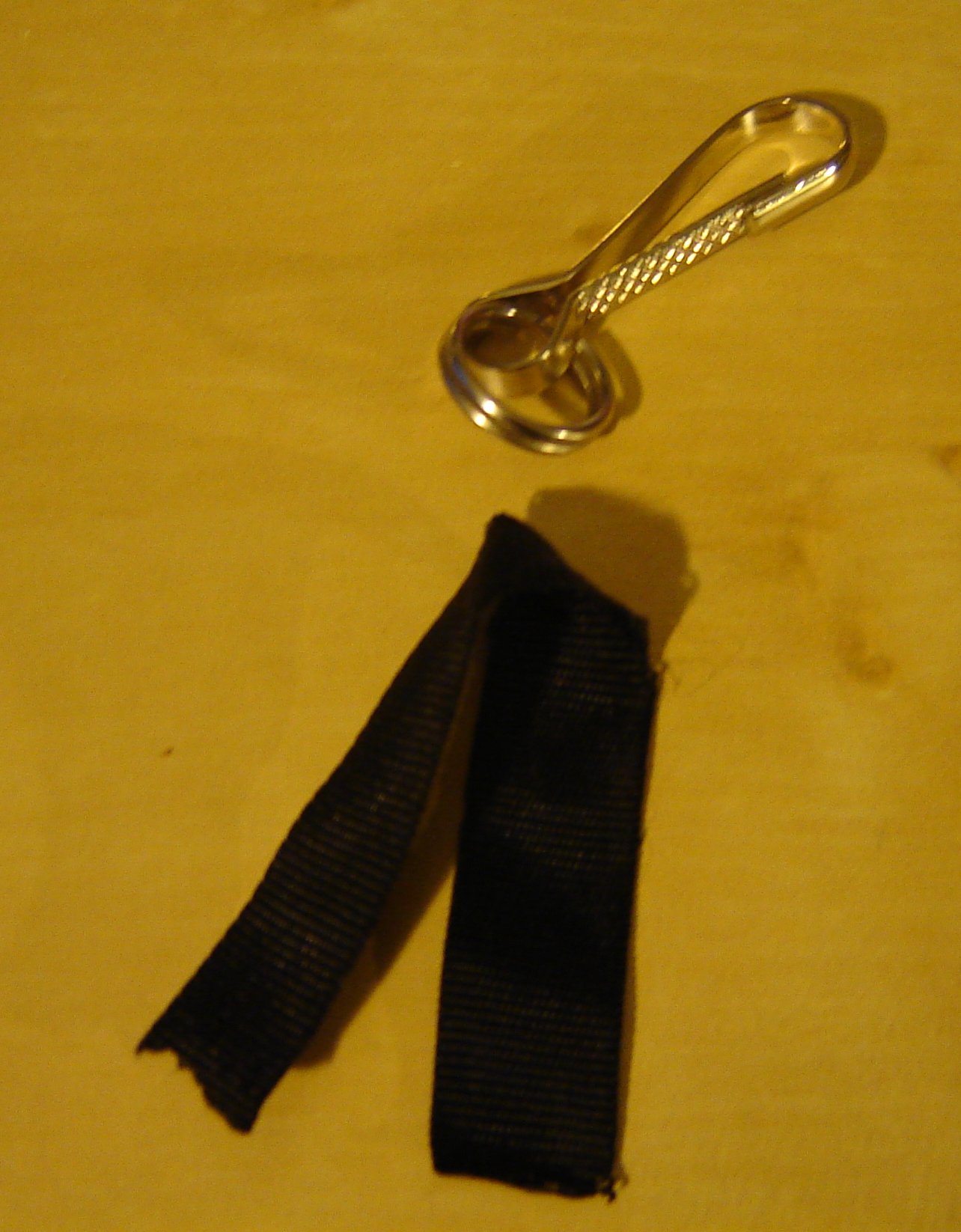 clipnylon.jpg