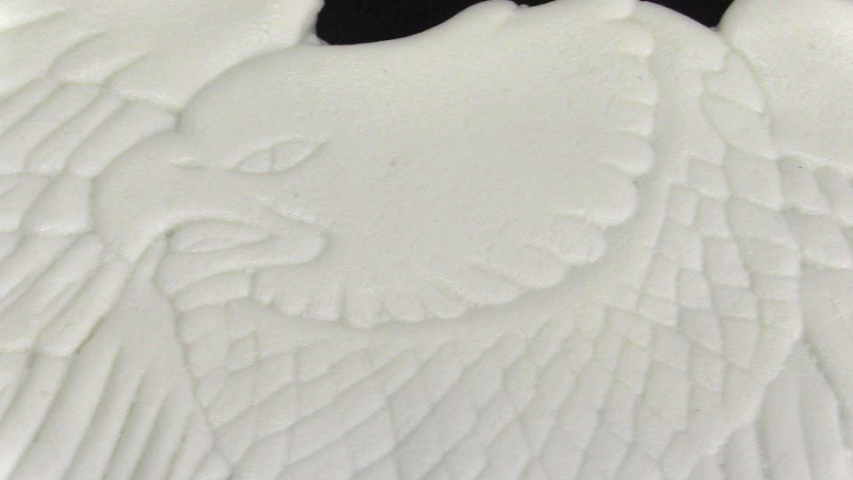 closeup detail fondant eagle.jpg