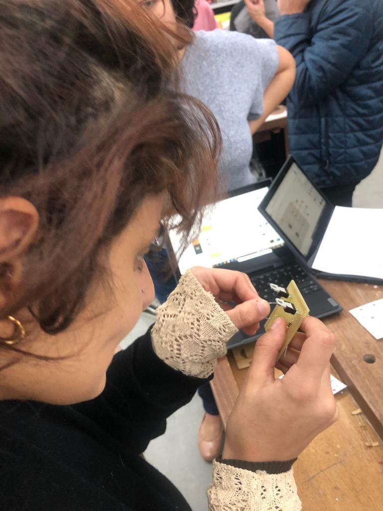 colocando resistor.jpg