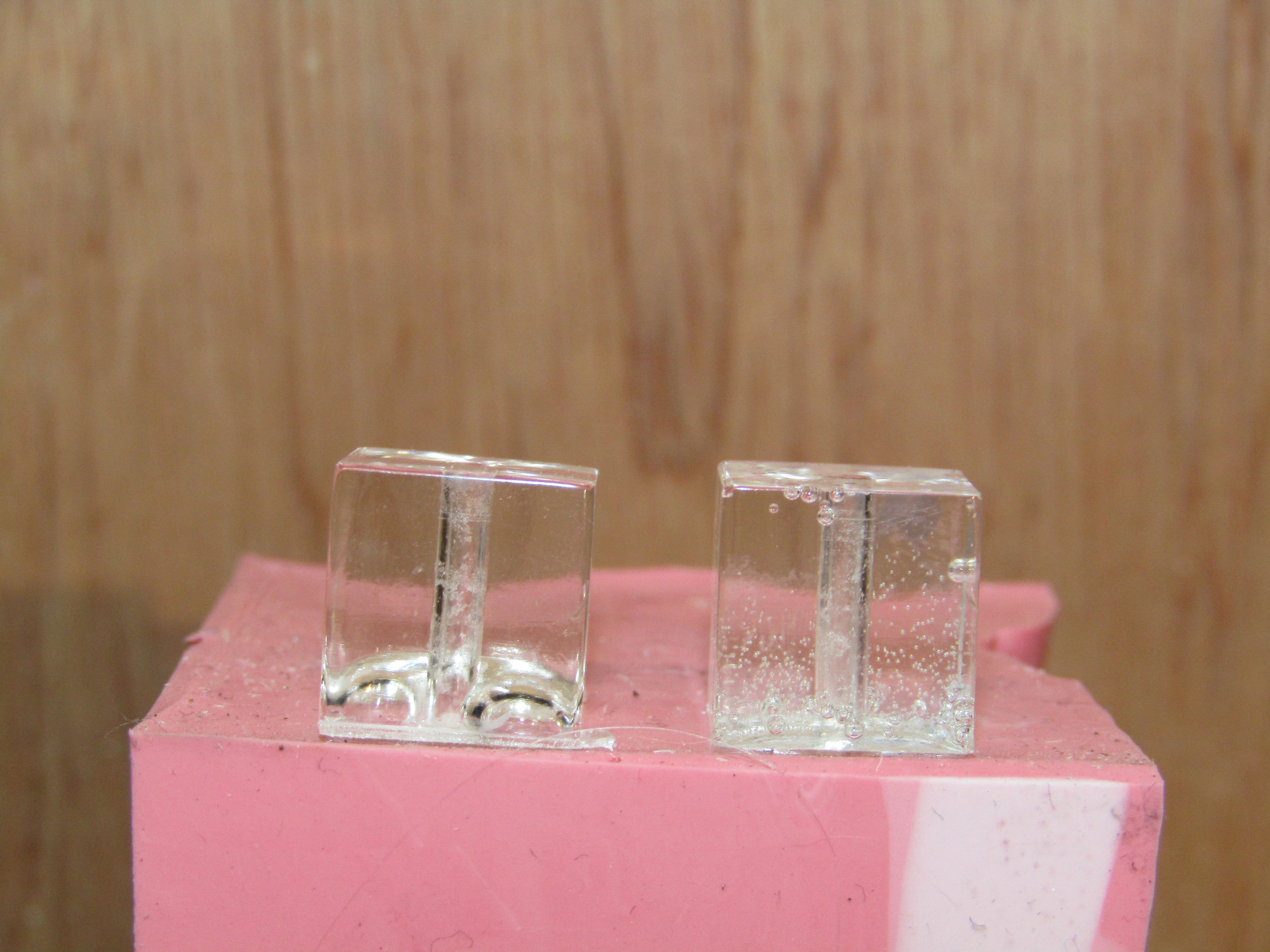 comparison of resin with and without chamber.JPG