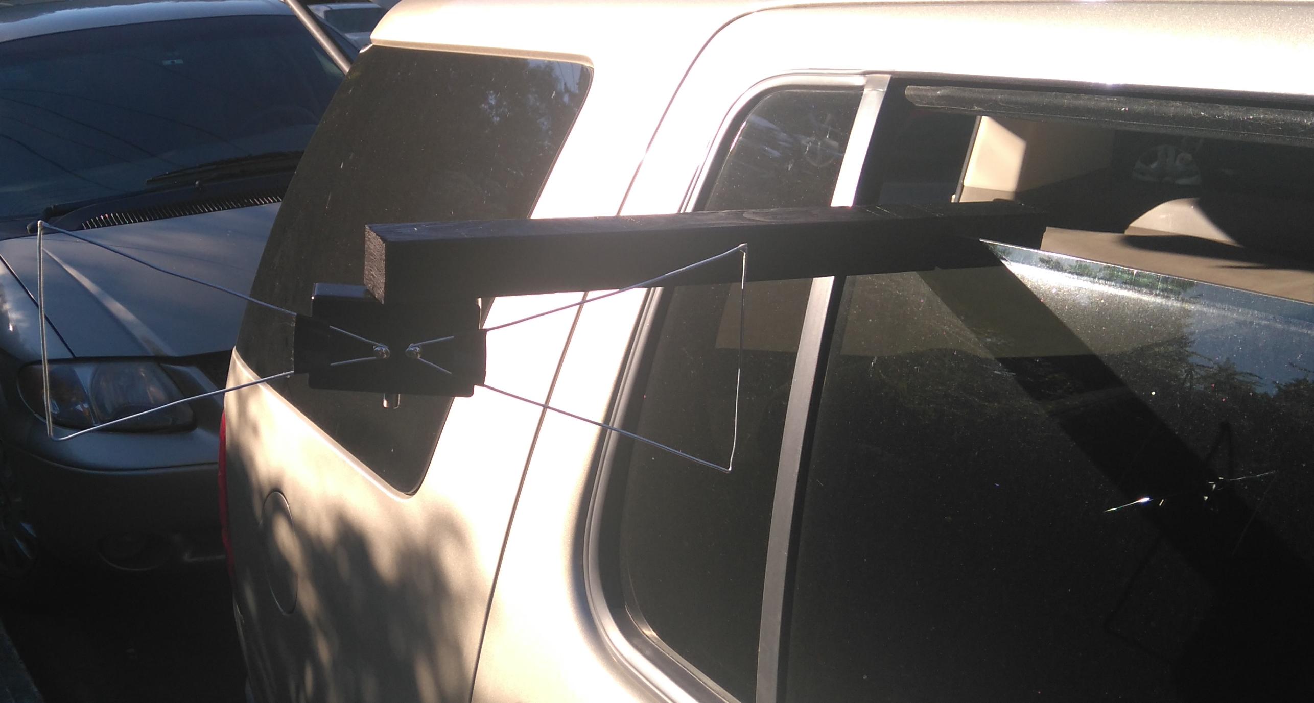 completed antenna mounted on vehicle.jpg