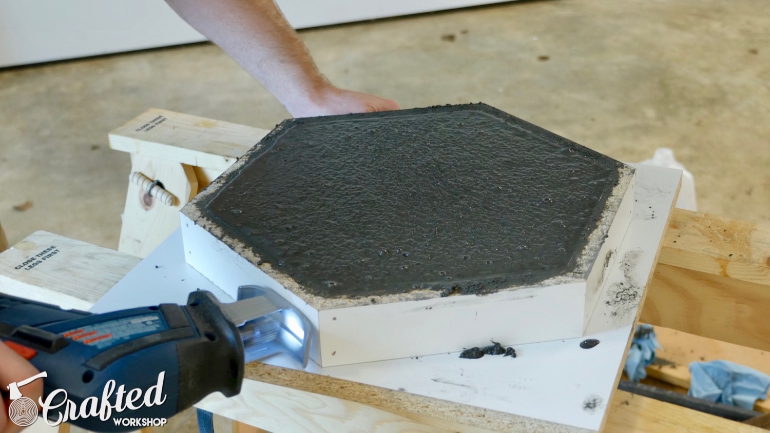 concrete end table - 6.jpg
