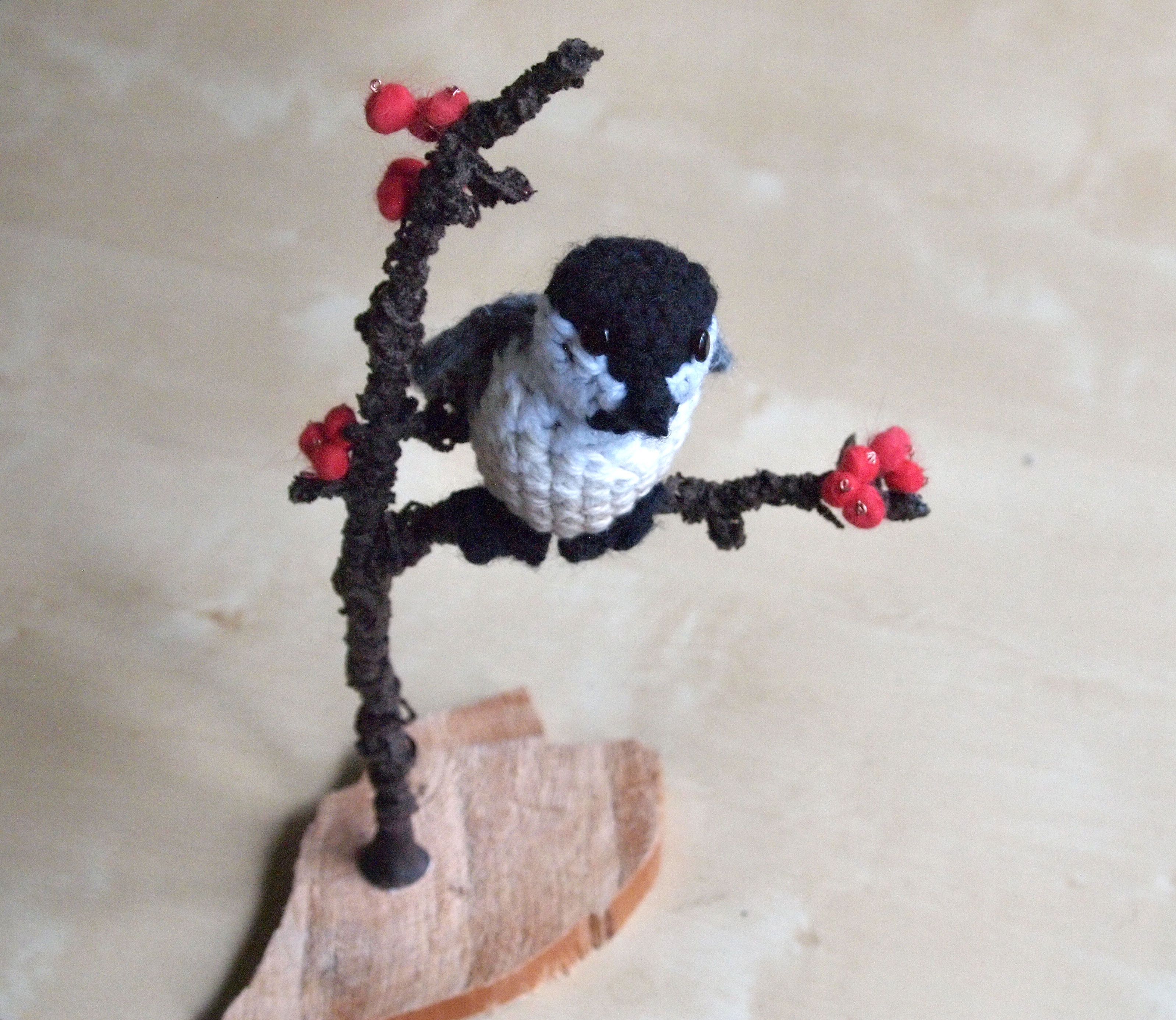 crochet chickadee 1.JPG