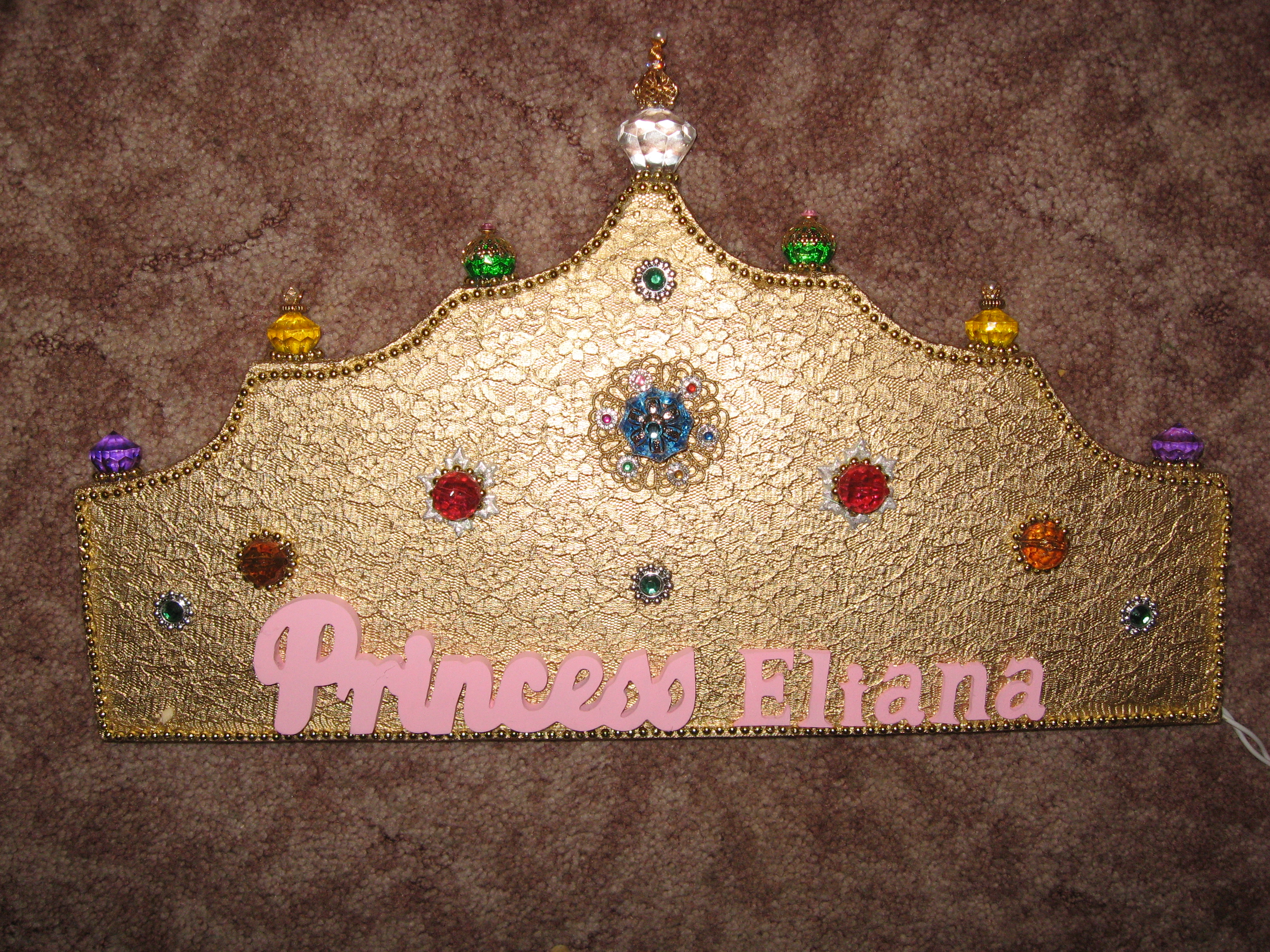 crown intro 1.jpg