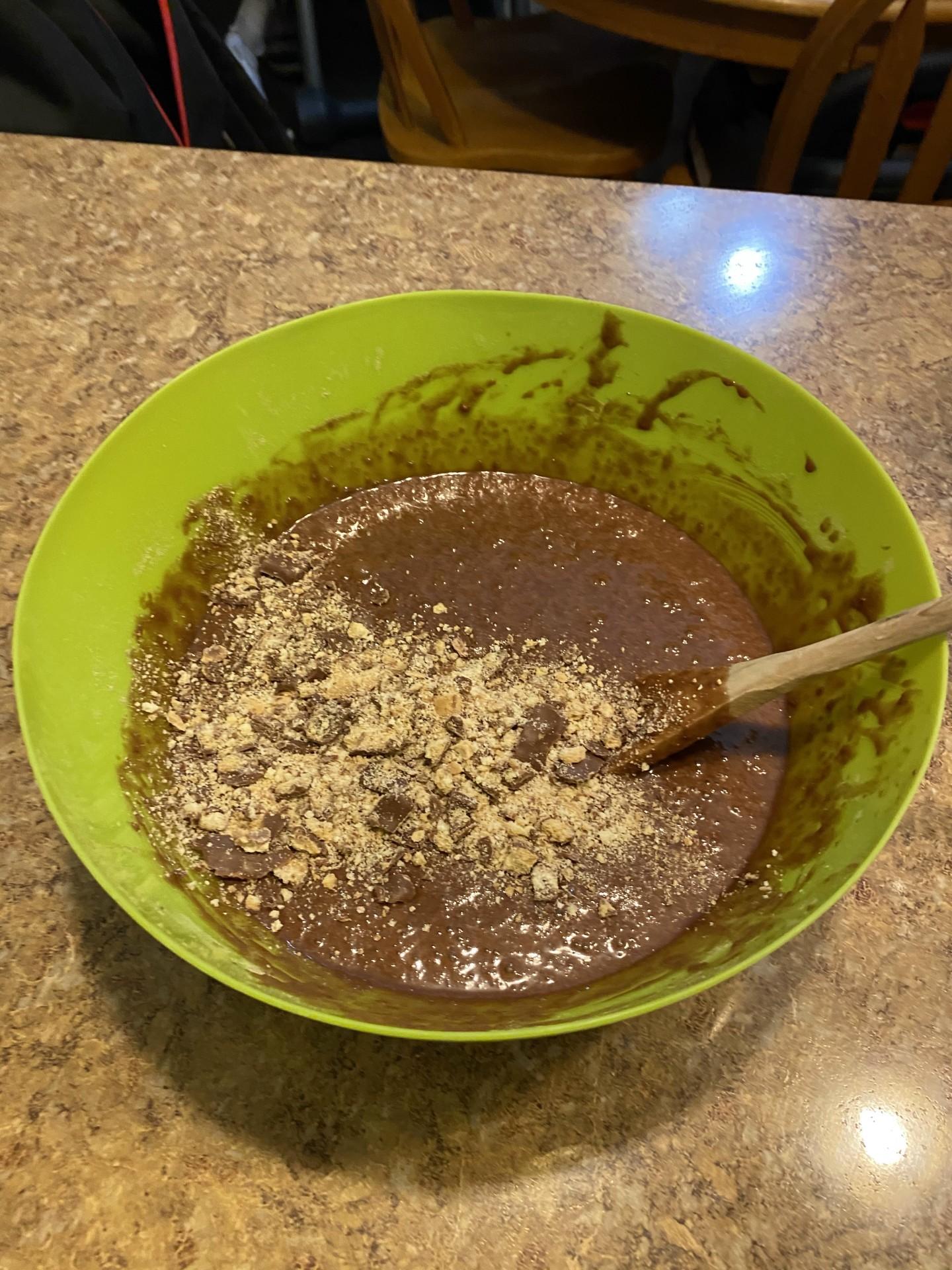 crushed twix in brownie batter  FINAL IMAGE.jpg