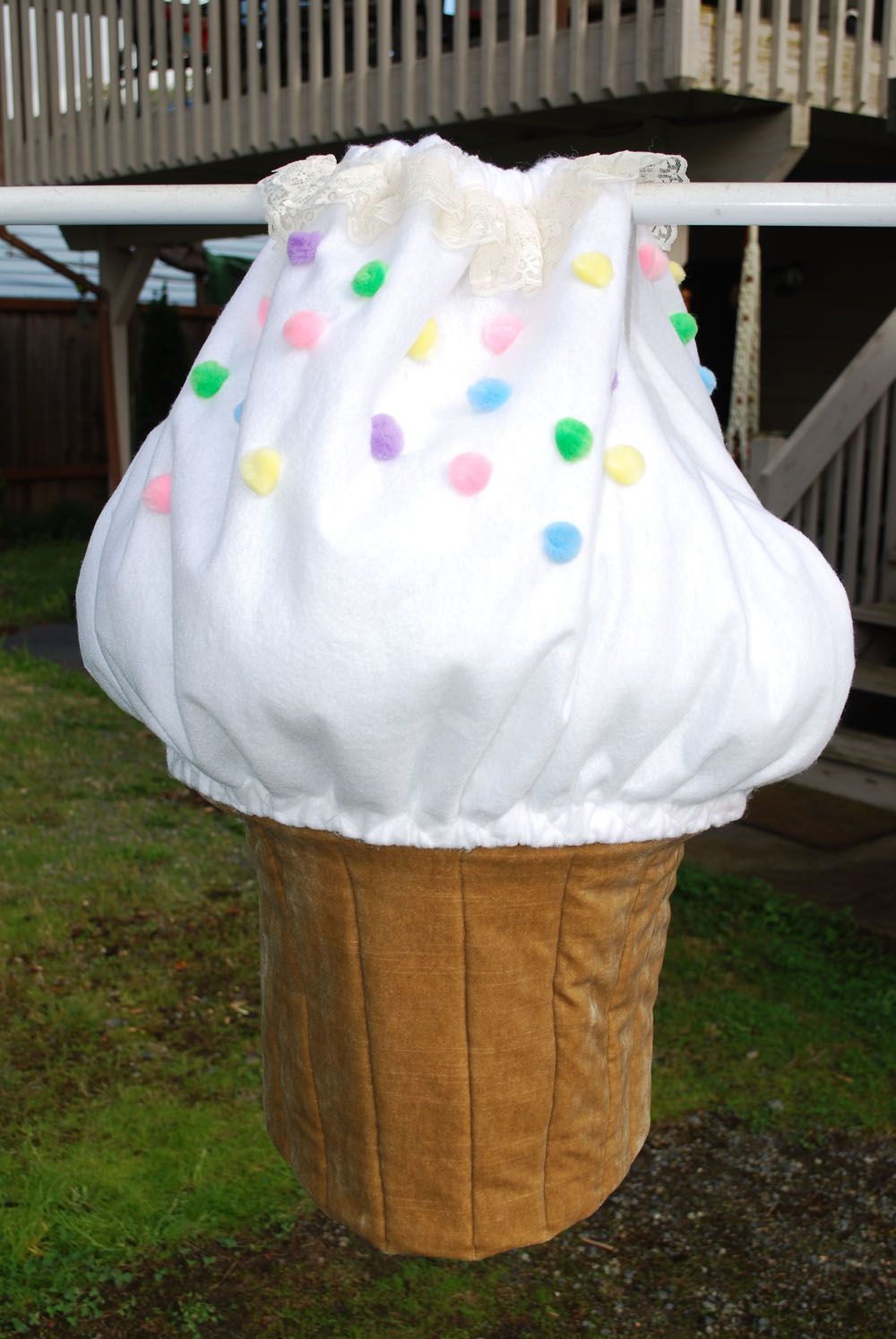 cupcakecostume3.jpg