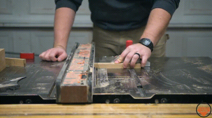 custom media table 15 GIF.gif